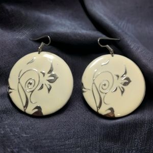 Off white floral earrings